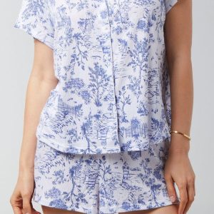 Laura Ashley Womens 2 Pc Notch Collar Short Sleepwear Set