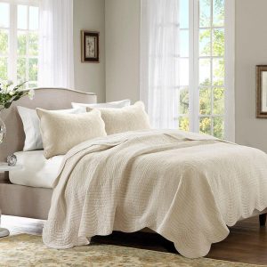 Madison Park Tuscany Reversible Scalloped Edge Quilt Set